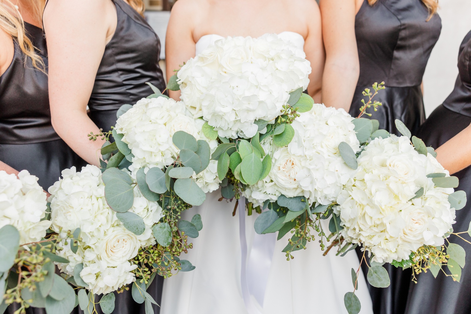 Photography By Toni Hydrangea Wedding Bouquets