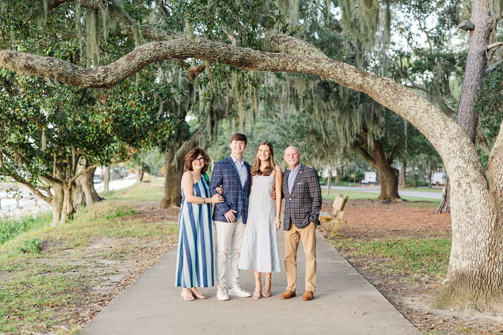 couple with their parents 
