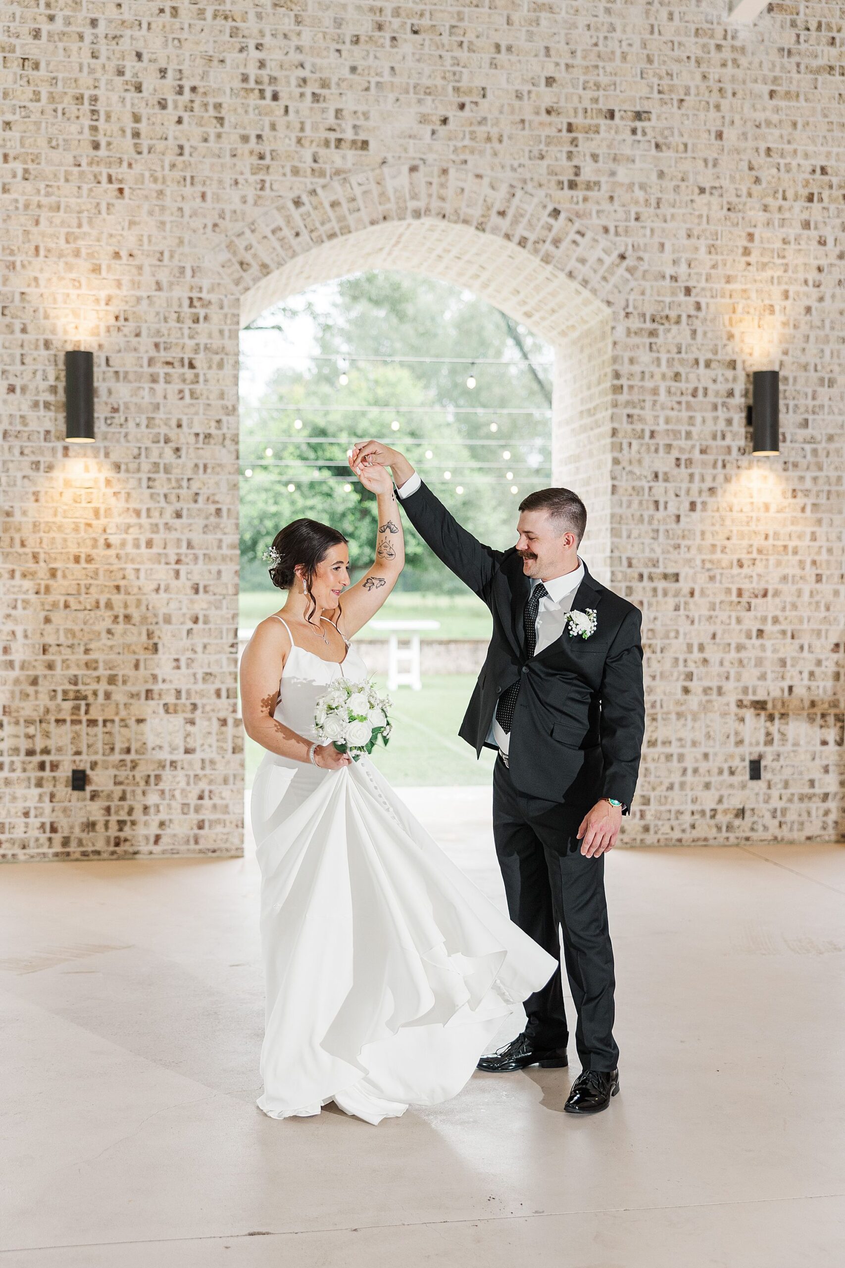 Bride and Groom dancing photos Photography by Toni 
